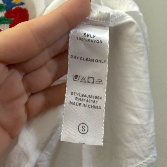 J. Marie Carmen Colorful Embroidered Floral 100% Rayon Boho Cottagecore Top - S - Picture 10 of 11